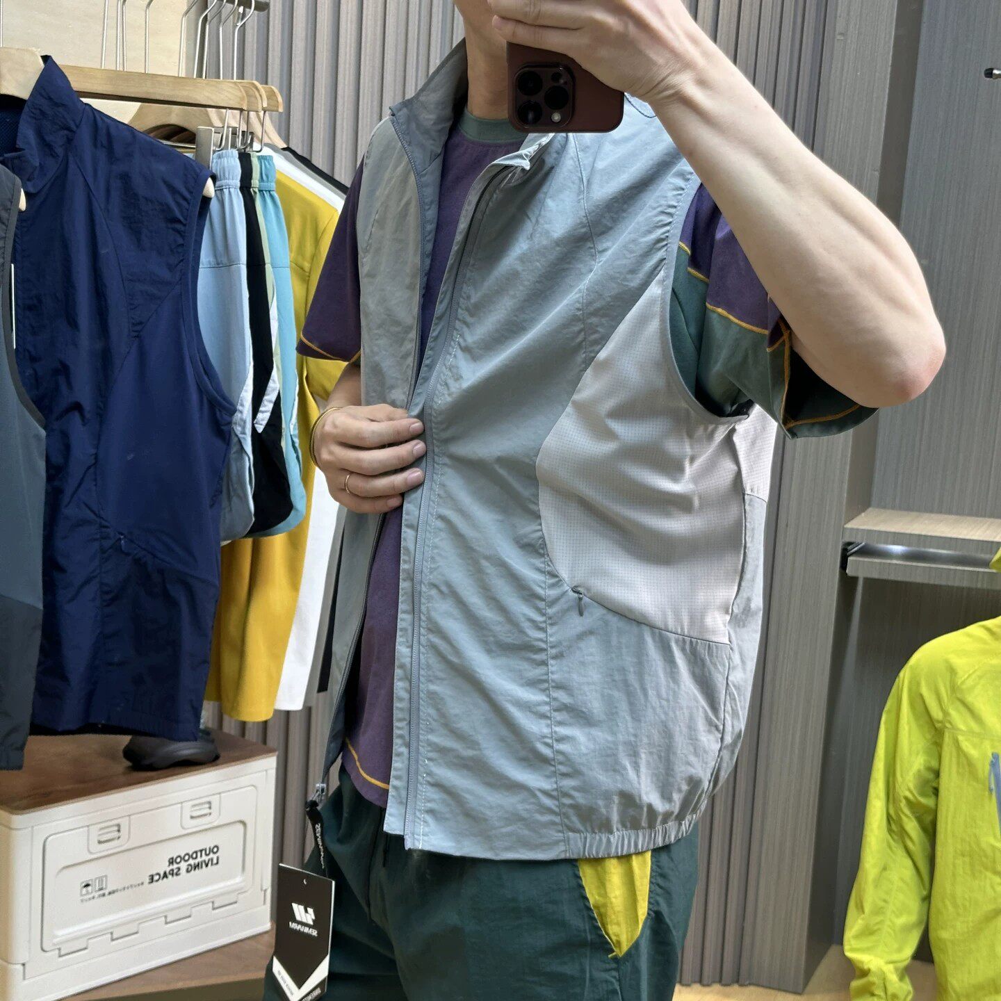 户外新款拼接运动休闲机能夏季男士防风防水轻薄款透气马甲背心潮