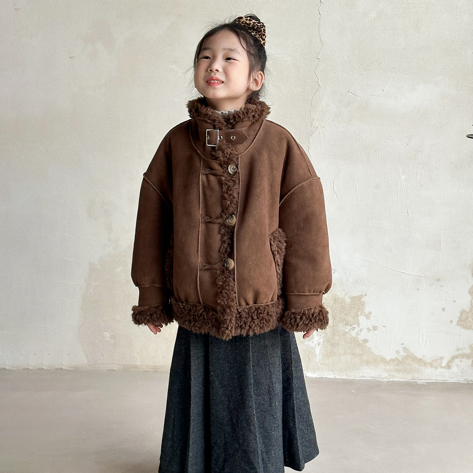 儿童冬季外套女童装男宝宝羊羔毛皮毛一体机车服时髦儿童皮草大衣
