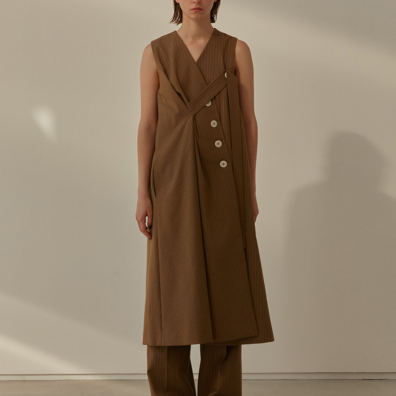 原创设计风条纹长款马甲连衣裙