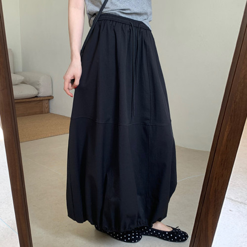 话里高腰花苞半身裙女