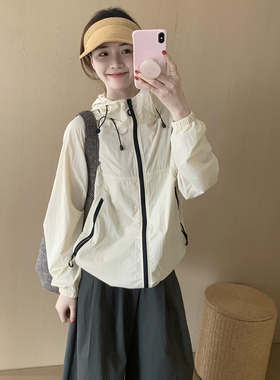 话里简约风连帽防晒衣2026夏季新款韩版拉链宽松休闲上衣薄款女