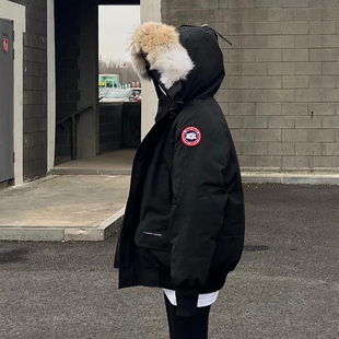 大鹅羽绒服男女款2025新款冬季加厚东北防寒飞行夹克保暖外套上衣