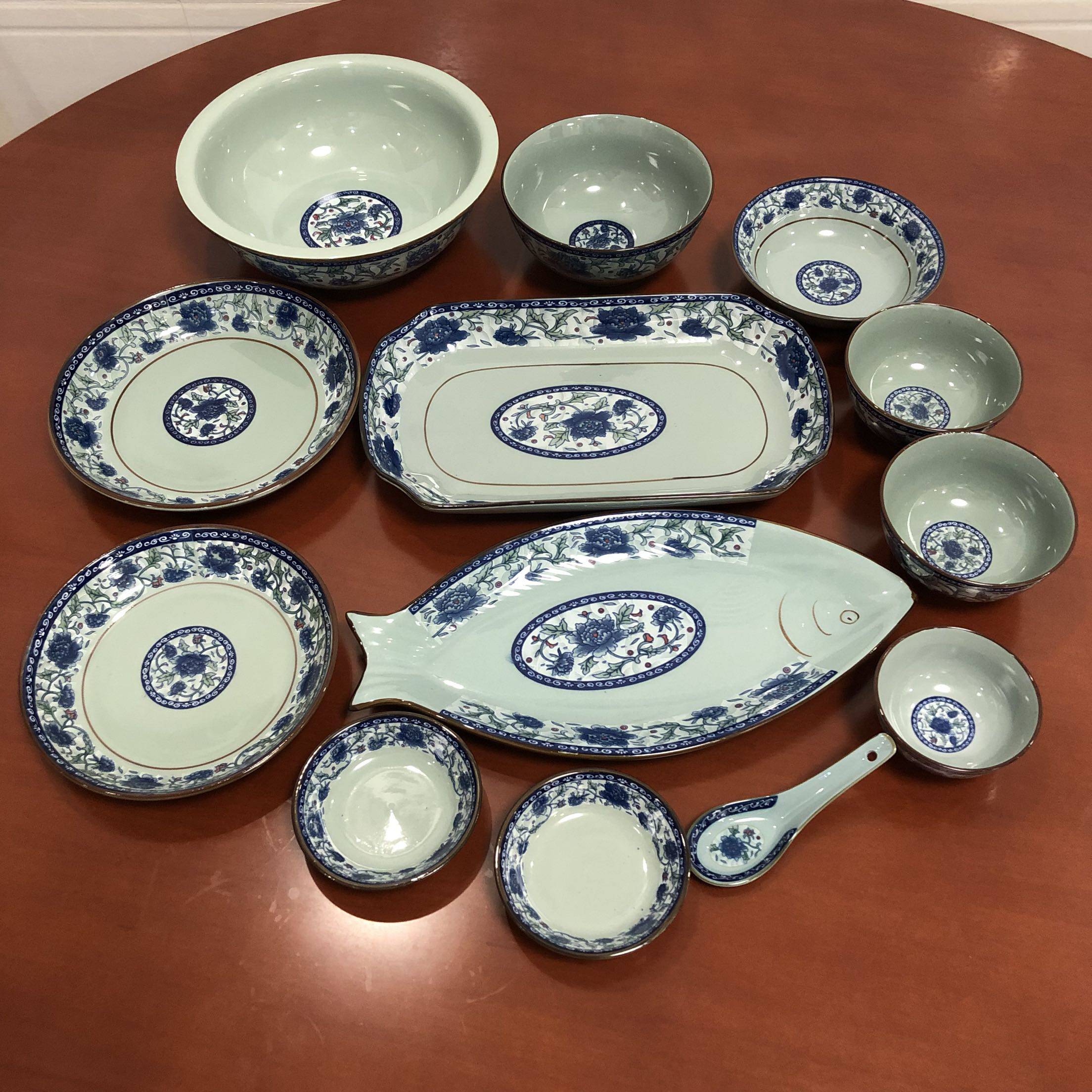 青花瓷陶瓷套装餐具怀旧复古家用碗盘子中式釉下彩碗大小组合碟碗_虎窝淘