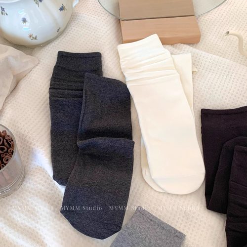 9/22 20:00 大米银子 无骨舒服秋冬纯色百搭基础螺口短袜堆堆袜