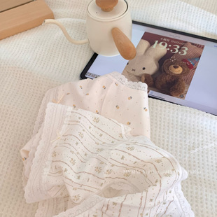 50支纯棉透气蕾丝碎花甜美少女中腰内裤 致爱丽丝