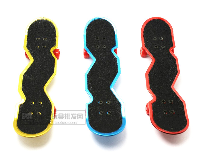 Skateboard pour homme femme enfant                             - Ref 2599751 Image 2