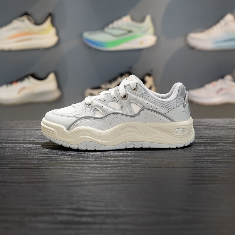 李宁休闲鞋女子2026春季新款蝴蝶兰板鞋舒适经典运动鞋AGCW008,运动鞋new,板鞋,淘宝优惠券,粉丝福利购,淘宝优惠卷