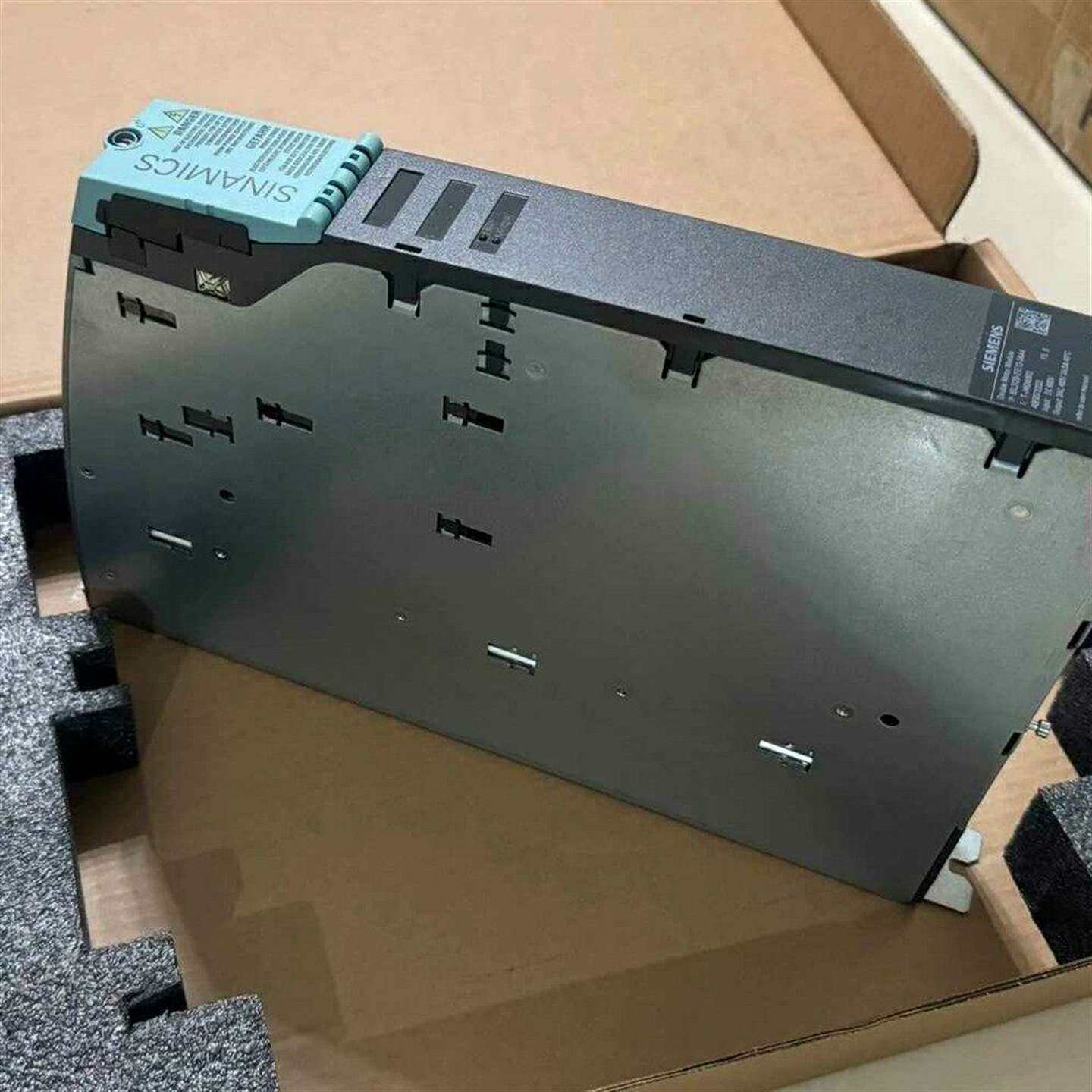 咨询6SL3040-1MA00-0AA0 都开封了 16-17年议价