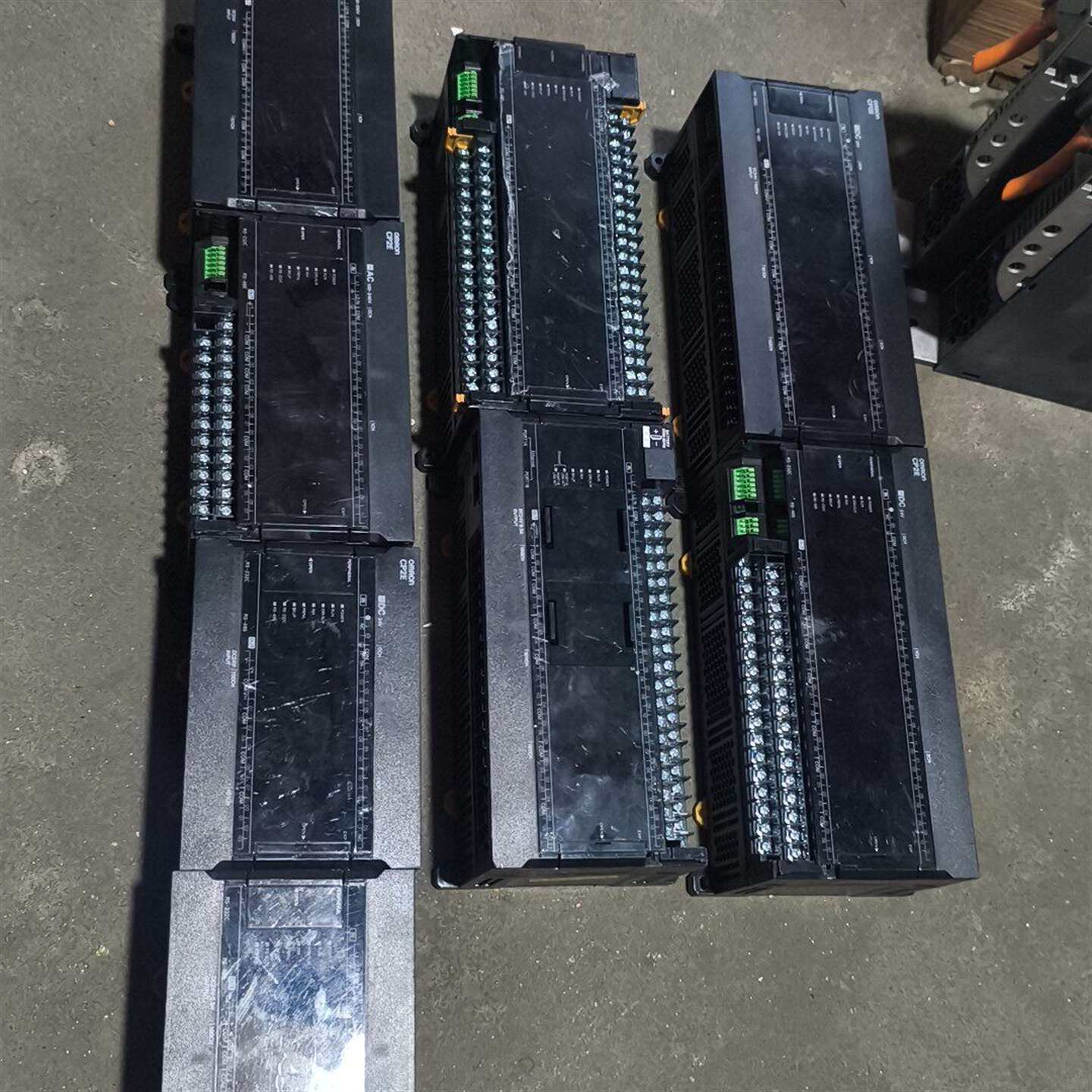 咨询欧姆龙PLC,CP2E,功能都正常,这些议价