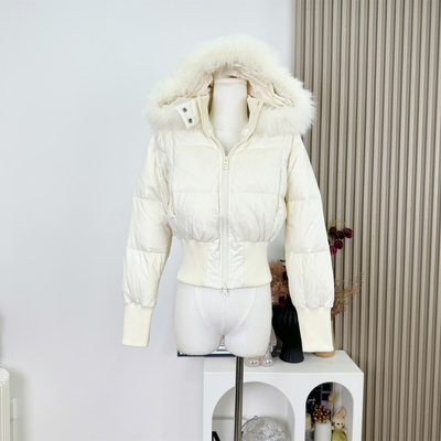 titi小姐姐北国雪芙羽绒服女冬季白鸭绒狐狸毛领连帽保暖外套：