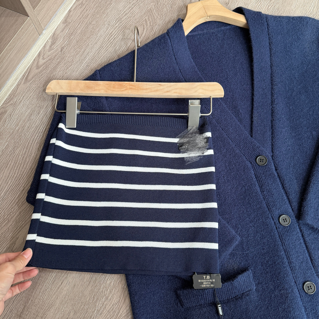 OIOI ESSE｜藏蓝色毛衣外套女秋冬韩系宽松针织开衫