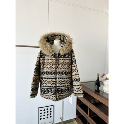 费尔岛印花连帽毛领羊羔毛外套女短款2025冬季新款流行加厚摇粒绒