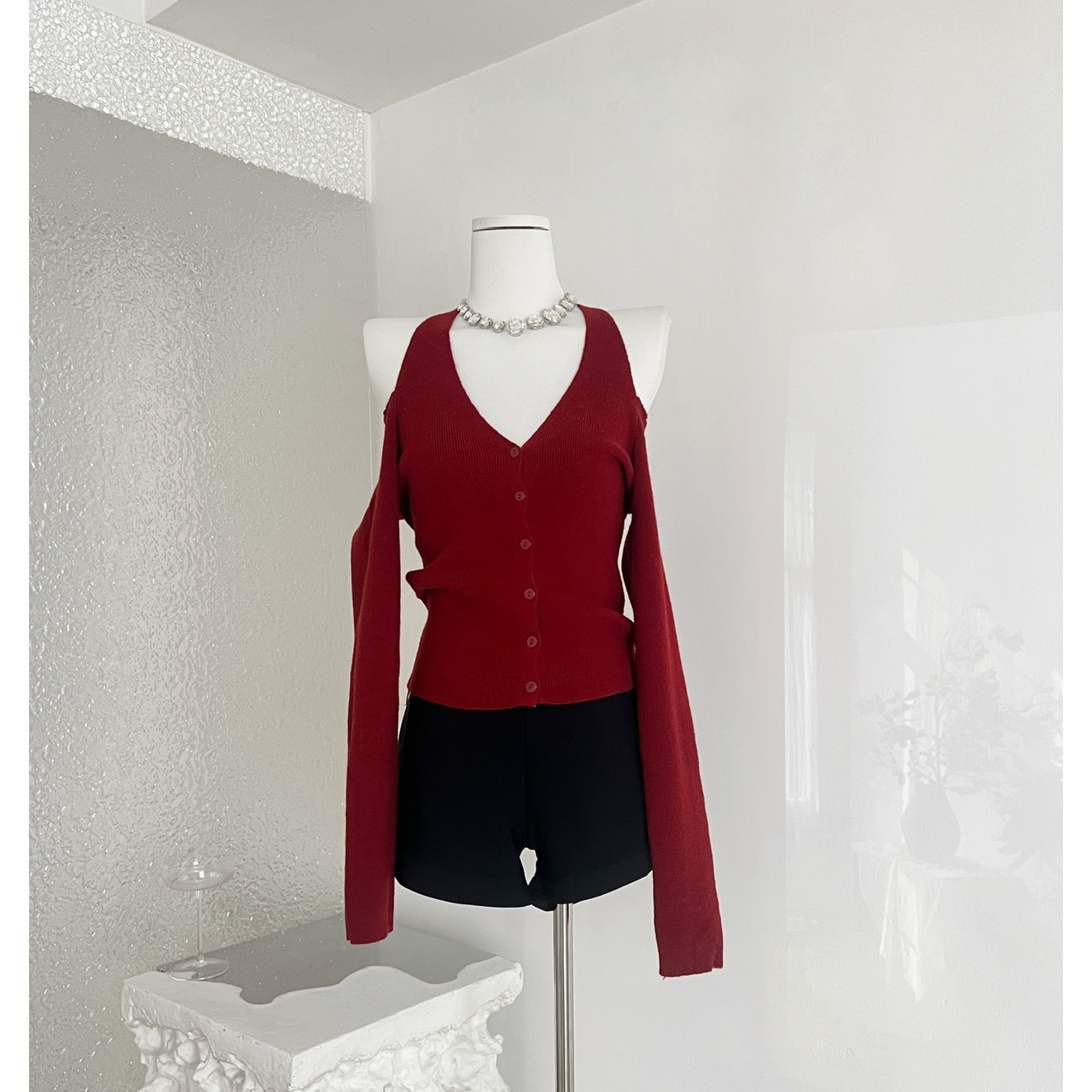 titi小姐姐微醺恋人针织开衫女秋冬挂脖V领显瘦露肩打底上衣