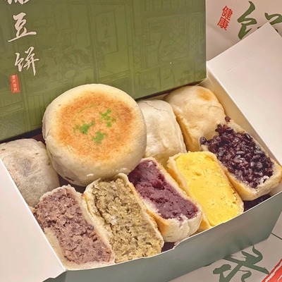 北京网红京月绿豆饼红豆饼紫薯板栗鲜花榴莲老婆饼零食糕点心