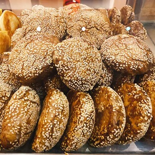 聚德华天玉华台饭庄 芝麻烧饼 面食酥脆即食熟食