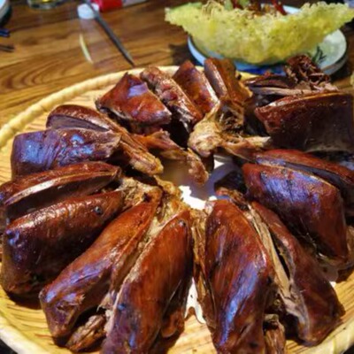 北京燕郊黄泥烧鸽子孕妇进补脆皮乳鸽熏鸽子烧鸽子即食熟食