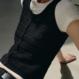 冰丝面料 假门襟镂空针织背心 卷边假两件设计 WOMEN JCAESAR