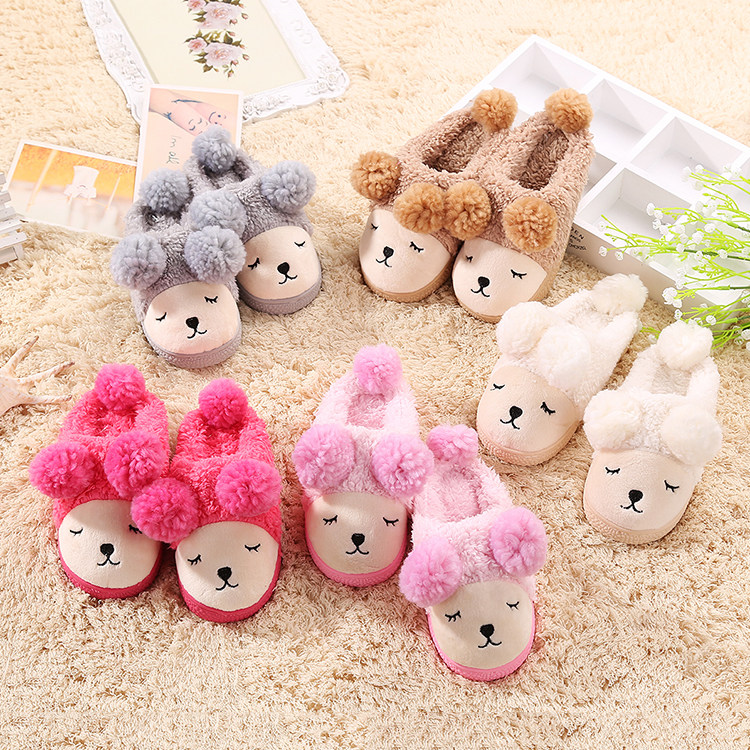 Pantoufles enfants en autre pour hiver - semelle caoutchouc Wear - Ref 1006374 Image 1