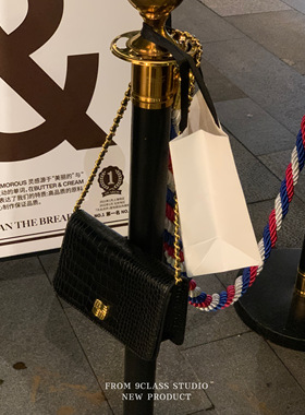 9class 黑色蜥蜴纹斜挎小香链条包小方包 秋冬大衣搭配单肩包包