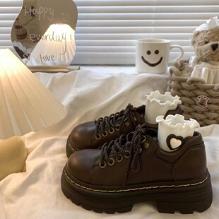 复古英伦风小皮鞋女2026年春季新款厚底增高百搭单鞋棕色系带鞋子