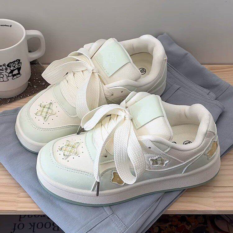 原创厚底小白鞋女2026新款春季爆款小众不撞款百搭面包鞋星星板鞋