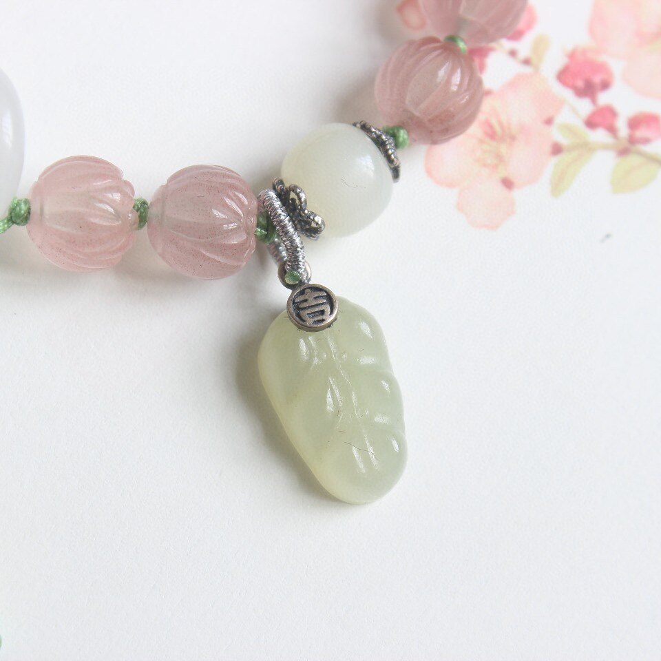 천연 얼음 부동 남부 붉은 팔찌 연꽃 진주 남부 붉은 팔찌  맑은 물과 들옥 달리기 반지 잎