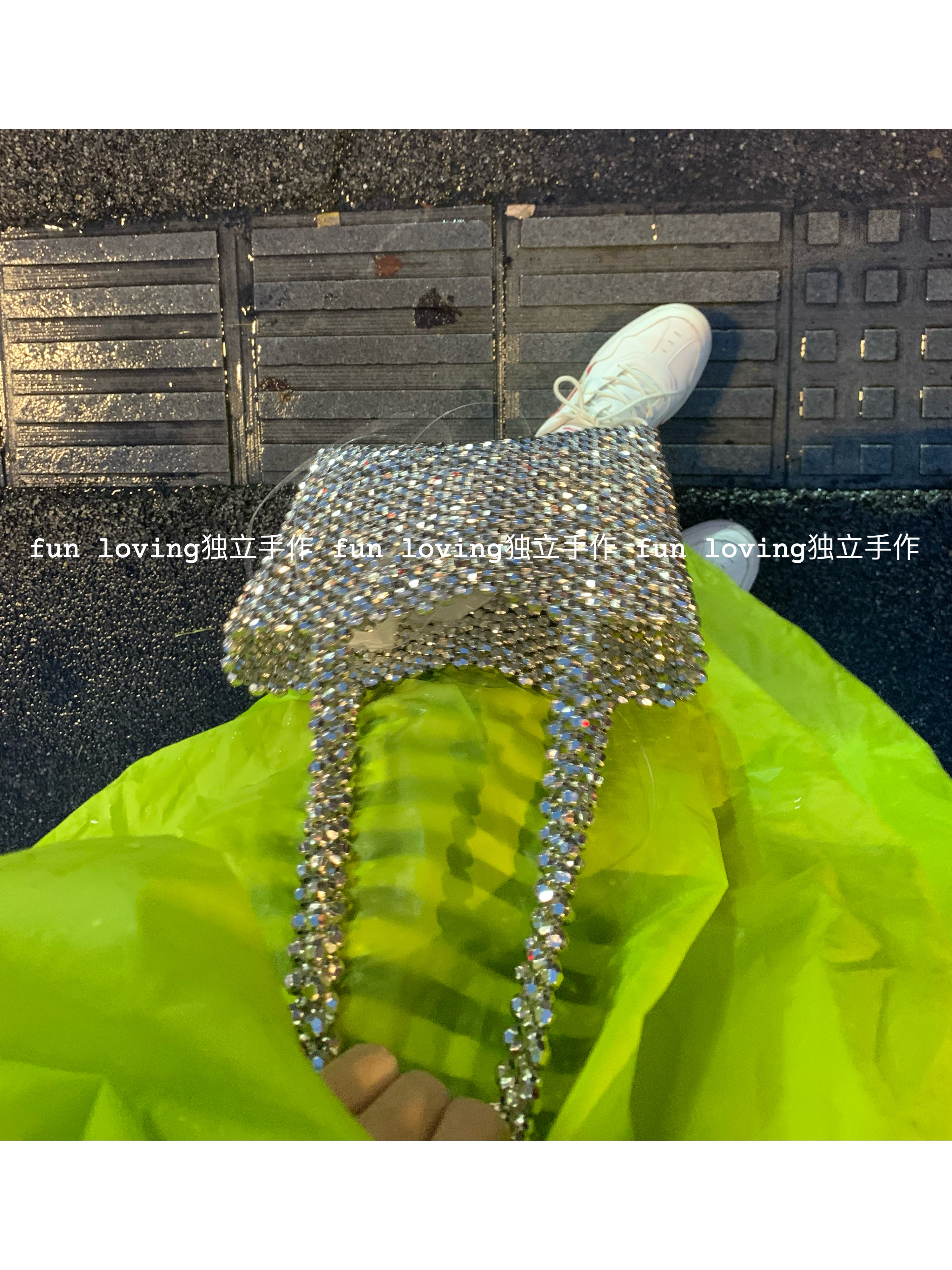 爆闪吸睛个性串珠大容量百搭女包