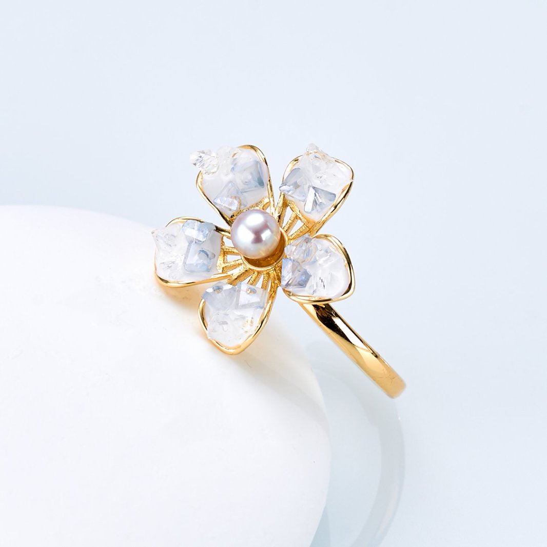 “碎碎冰”冰蓝花真多麻珍珠戒指4-5mm 2708H00DY