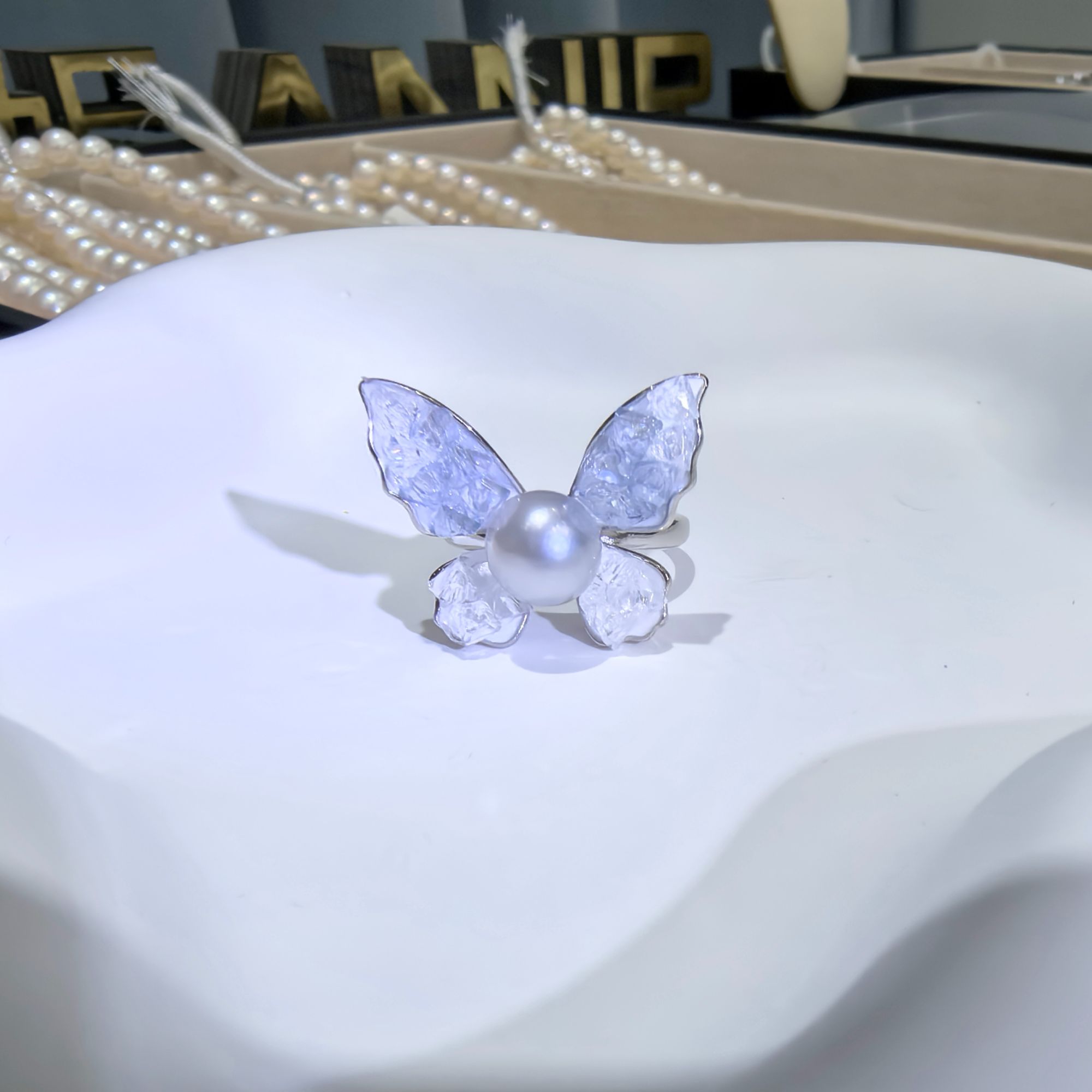 “碎碎冰蝴蝶”珍珠戒指 7-8mm s925银 2149H00DY