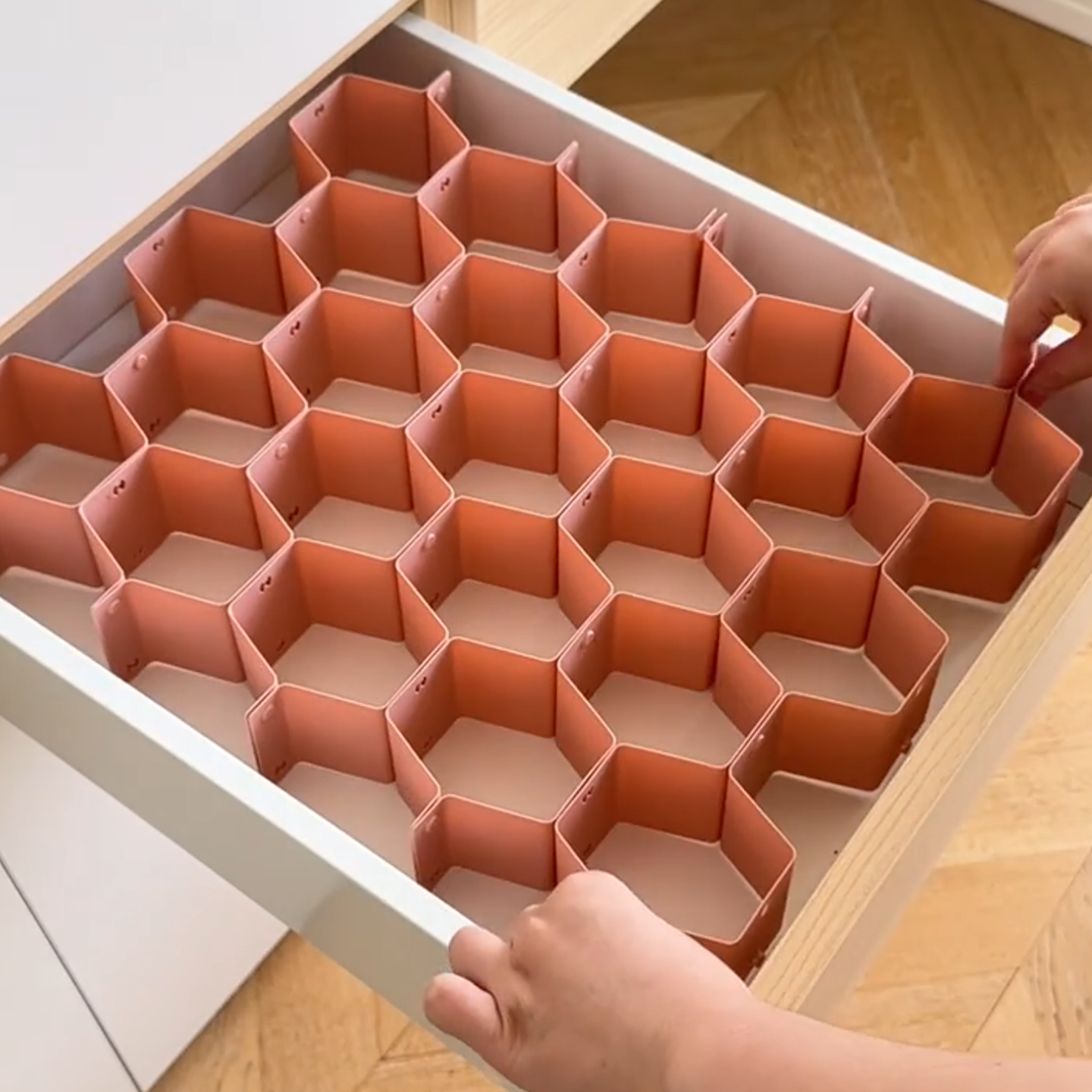 纳川蜂巢式可裁剪抽屉内整理隔板自由组合内裤袜子分类收纳