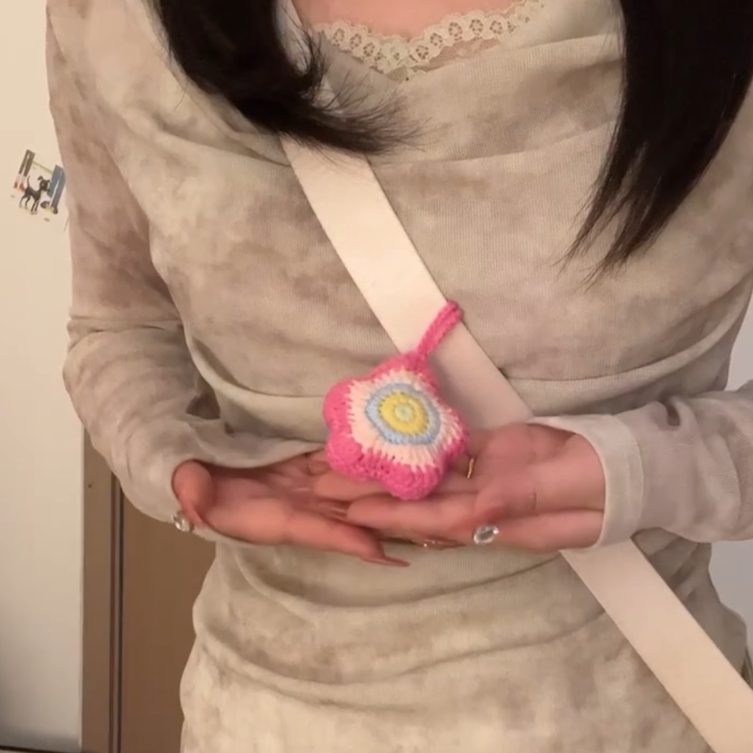 春日多巴胺钩织花花杯套挂件