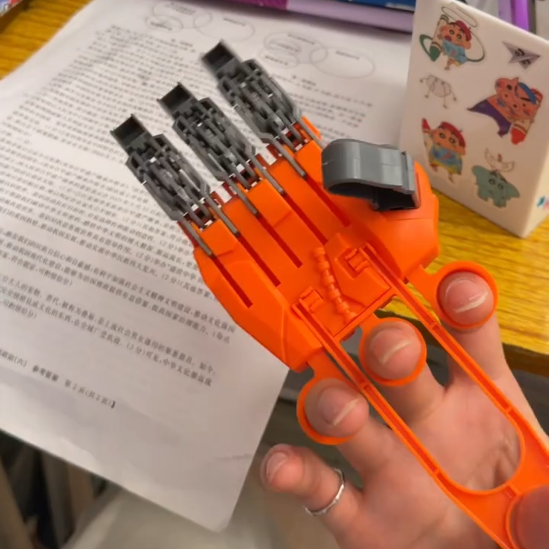 3D机械手掌潮玩解压玩具