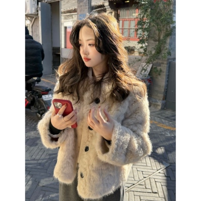 张羞羞卷卷毛毛花貂毛保暖短外套