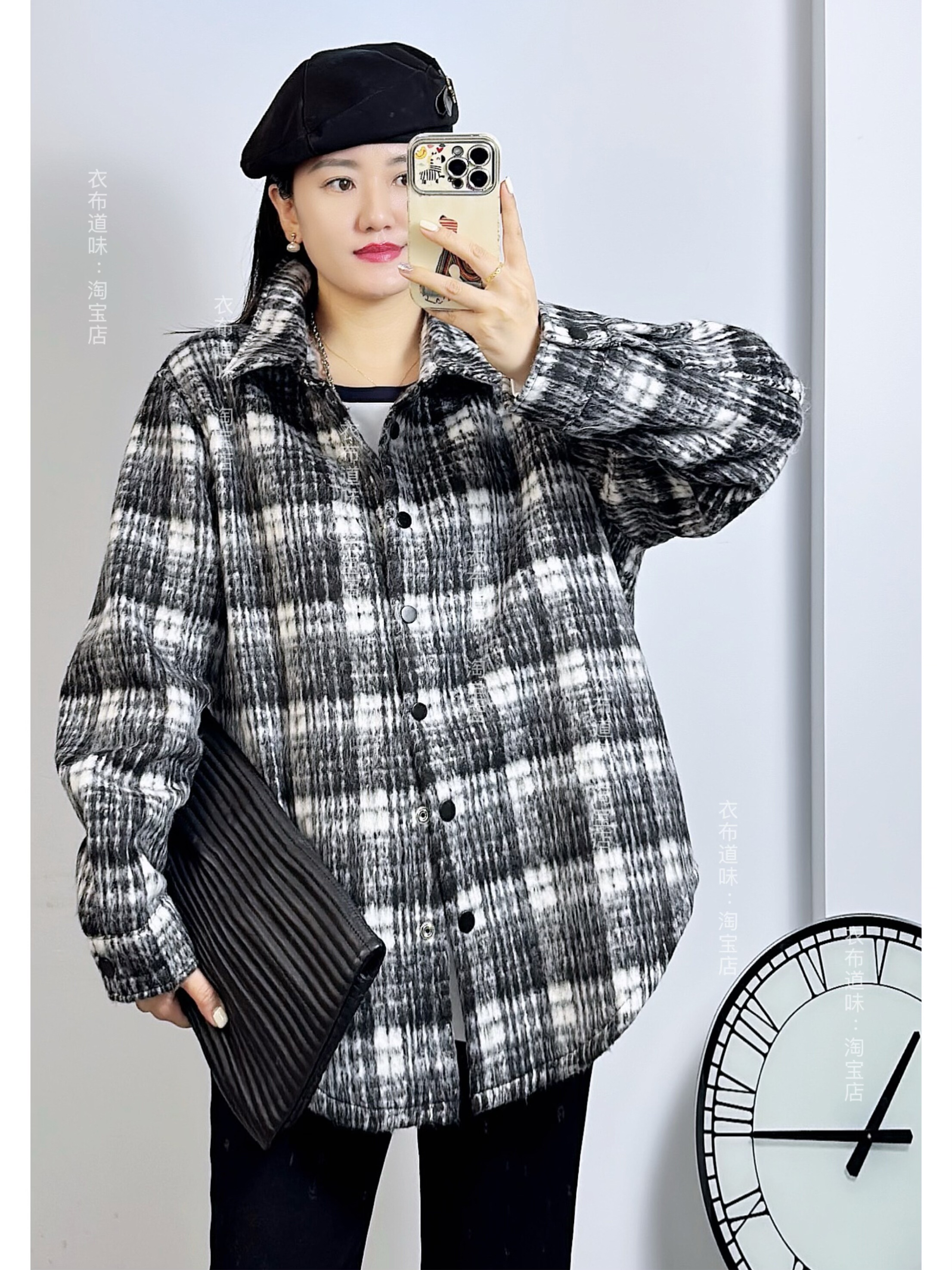 UP潮牌3166冬加大码衬衫女 单排扣呢子黑白格子翻领加绒外套