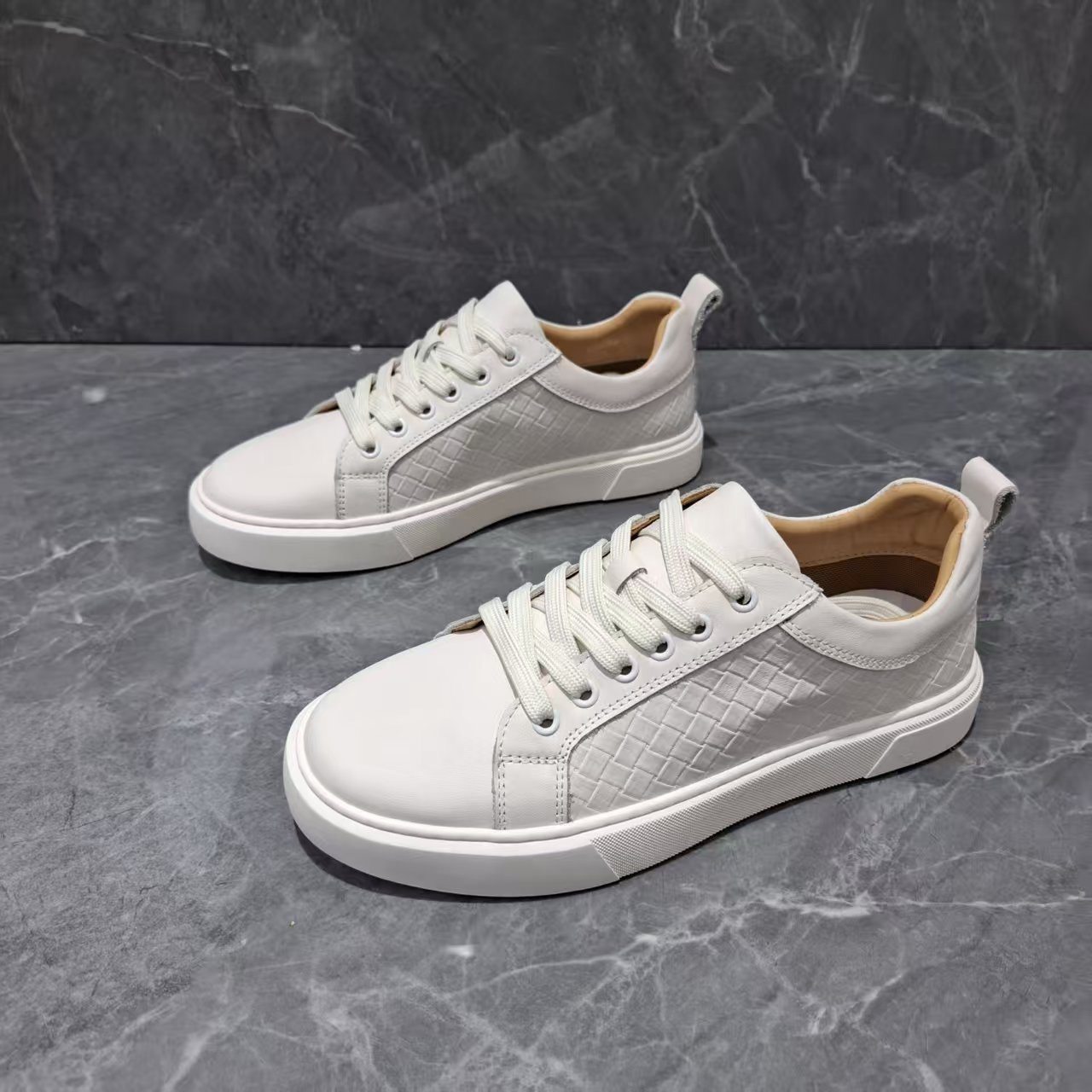 有范男鞋春季2026舒适透气简约百搭小白鞋清爽不臭脚牛皮时尚板鞋,流行男鞋,休闲板鞋,淘宝优惠券,粉丝福利购,淘宝优惠卷