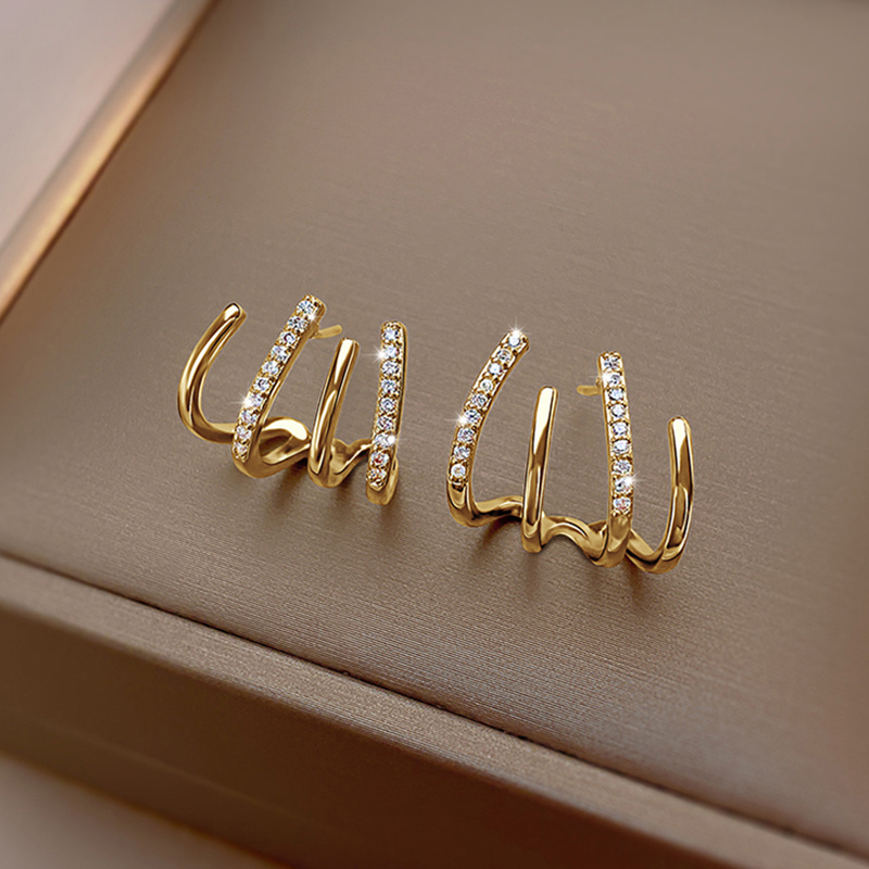 Loga Py 气质设计感耳环女春夏2024年新款潮小众时尚四爪耳钉耳饰