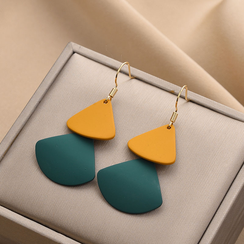时尚撞色绿色复古耳坠2023年新款
