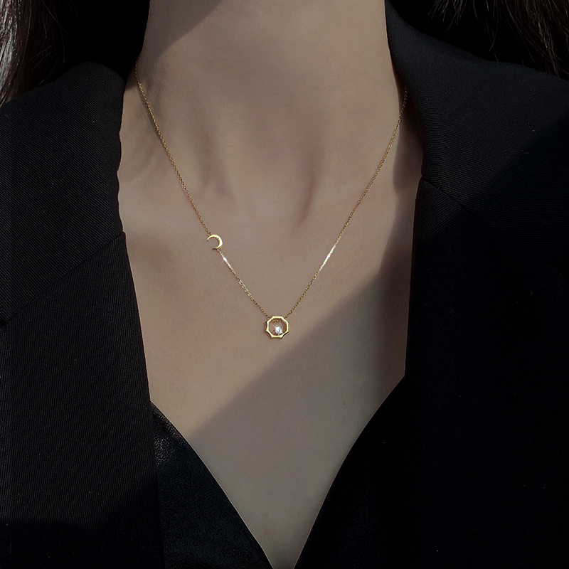 日月同辉金色镶钻锆石项链