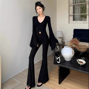 酷飒拽姐穿搭套装美式辣妹风修身显瘦V领开叉T恤垂感喇叭裤套装女