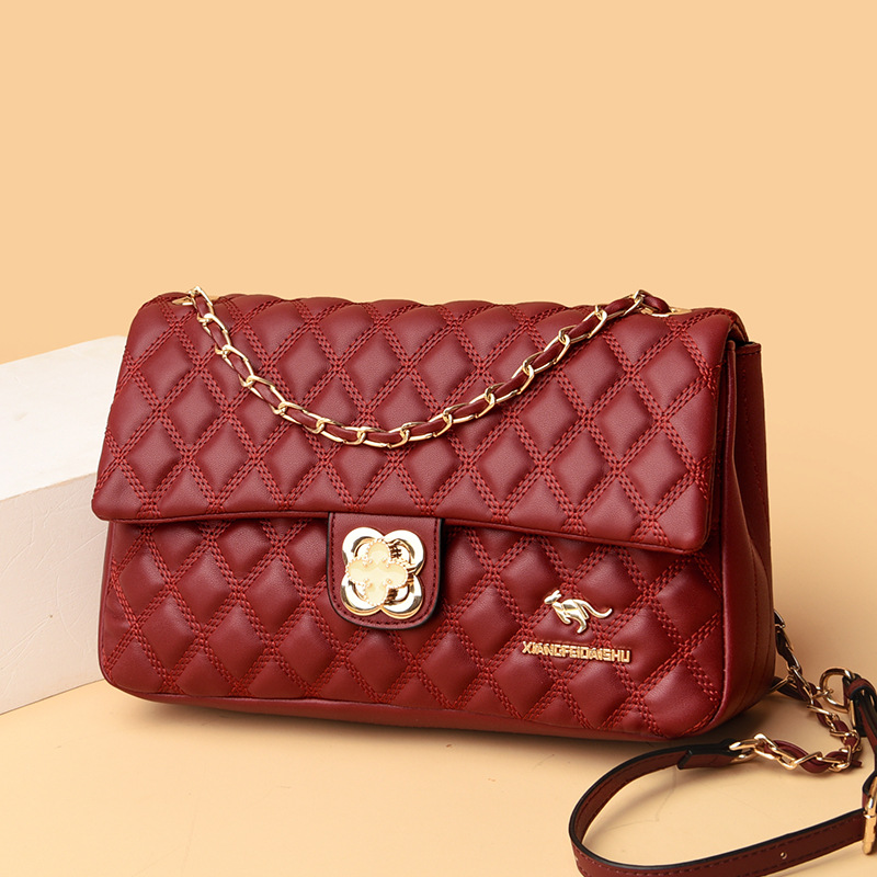 香港真皮菱格链条包2025新款潮中年妈妈包梅花锁扣包潮流女士包包