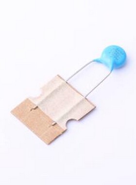 DCF102M30Y5UQ6VL7BU 安规电容 1nF ±20% 插件,P=7.5mm