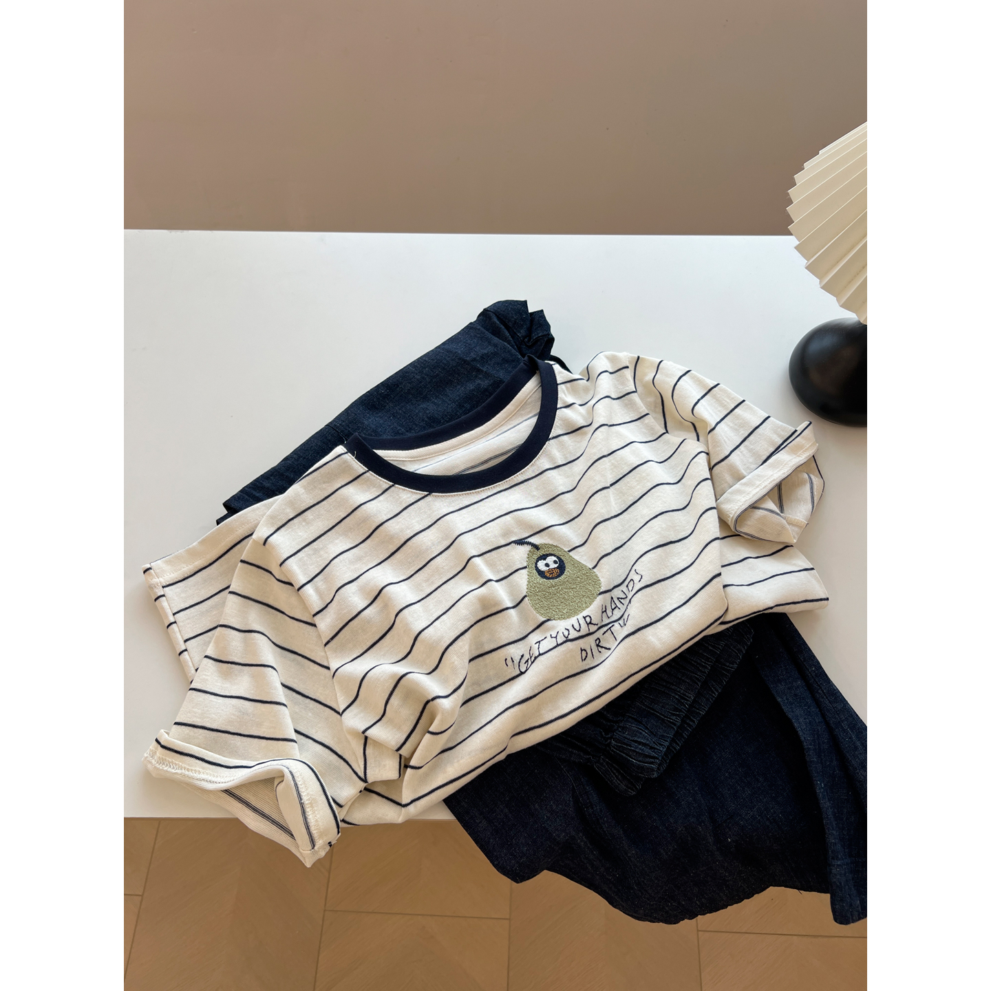 复古卡通字母撞色条纹圆领T恤女