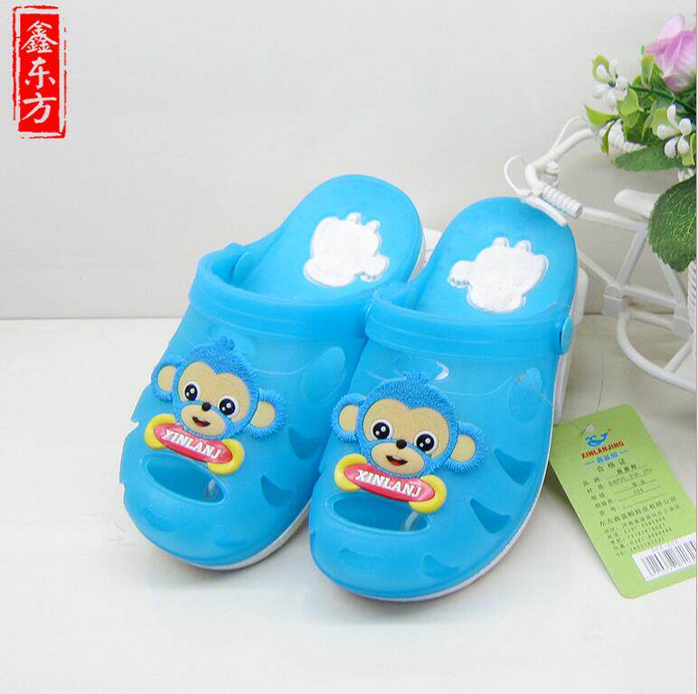 Pantoufles enfants en autre pour été - semelle plastique - Ref 986763 Image 3