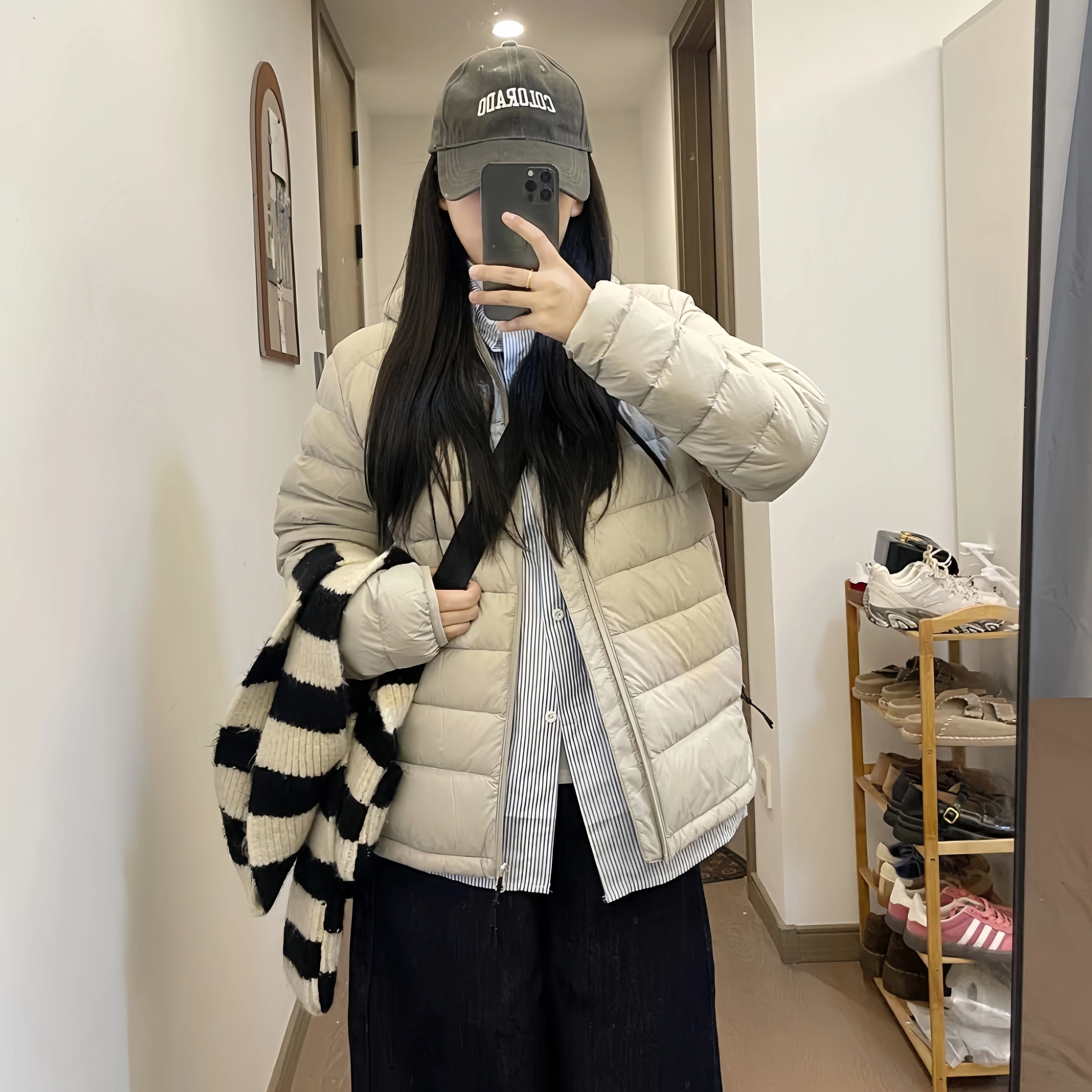 五月梅子2025年秋冬新款内胆轻薄90绒连帽短款排骨羽绒服户外男女