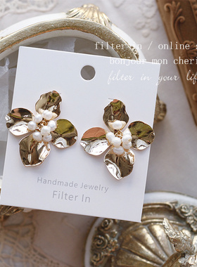 (半价清仓）复古时尚杂志款 金属花朵mix天然珍珠花芯天然石 耳钉