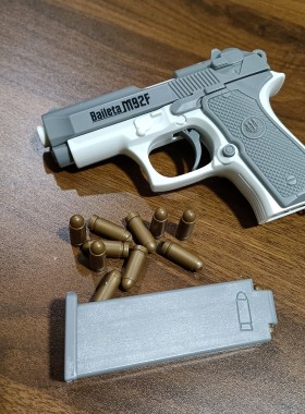 m92塑料手枪模型仿真弹夹可拆卸男孩手拉安全无威力发射玩具枪