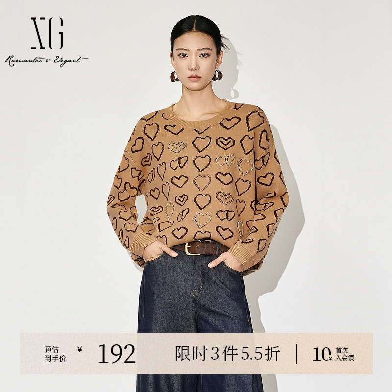 XG雪歌爱心钉珠长袖毛针织衫2023冬季新款宽松套头保暖羊毛衫女装