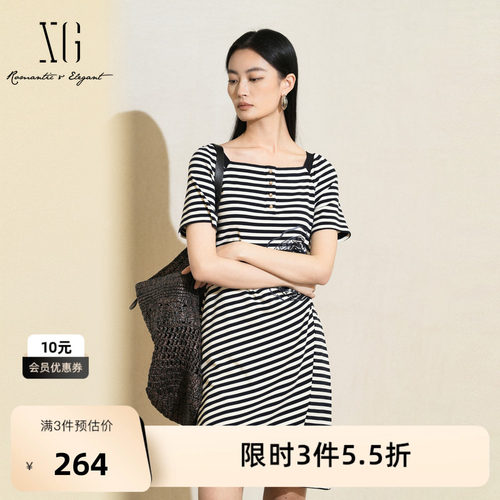 XG雪歌中长款条纹短袖连衣裙2025夏季新款通勤方领印花包臀裙女装