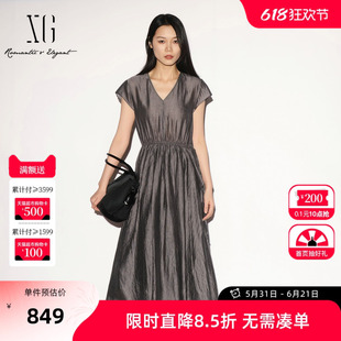 【单件立减】XG雪歌灰色醋纤V领飞飞袖连衣裙2026夏季新款 伞裙女