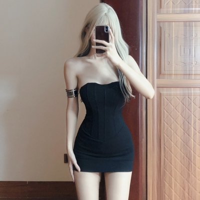 弹力鱼骨收腰辣妹抹胸紧身包臀裙